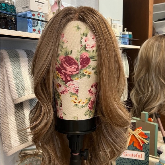 NWOT IMStyle Wig. Free Parting Lace Front - Picture 7 of 9